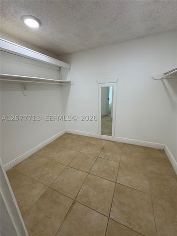 488 NW 165th St Rd B-412, Miami, FL 33169