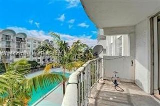 488 NW 165th St Rd B-412, Miami, FL 33169