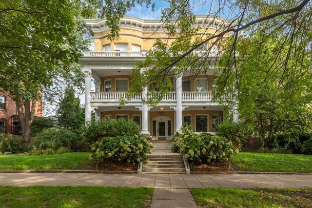 579 Summit Avenue 105, Saint Paul, MN 55102