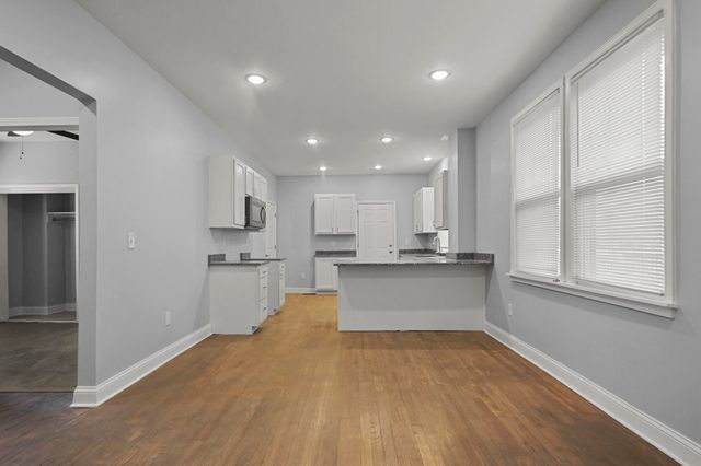 92 W Philadelphia Street Lower, Detroit City, MI 48202