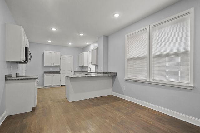 92 W Philadelphia Street Lower, Detroit City, MI 48202