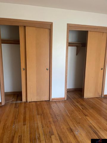 4410 N 52 Street, Omaha, NE 68104