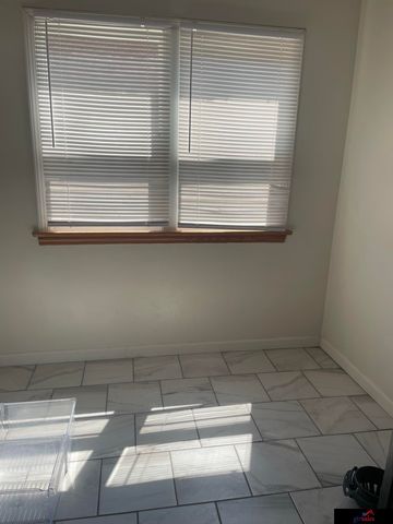 4410 N 52 Street, Omaha, NE 68104