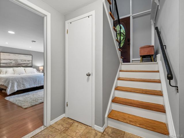 2 Highfield Avenue, Port Washington, NY 11050