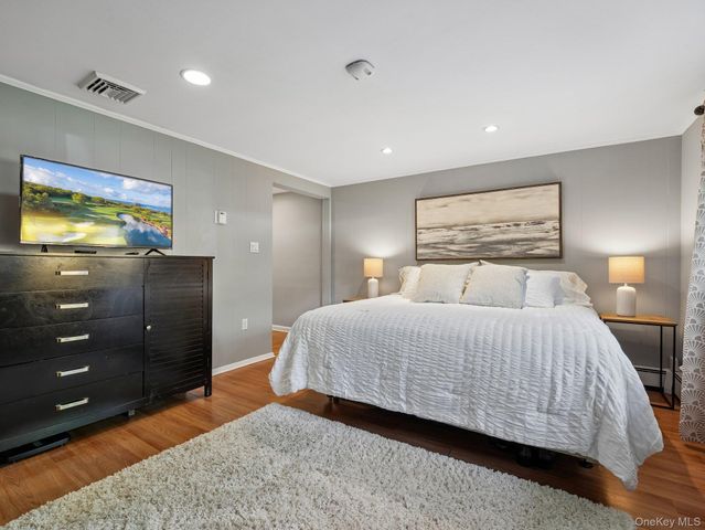 2 Highfield Avenue, Port Washington, NY 11050