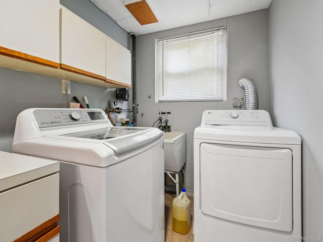 2 Highfield Avenue, Port Washington, NY 11050