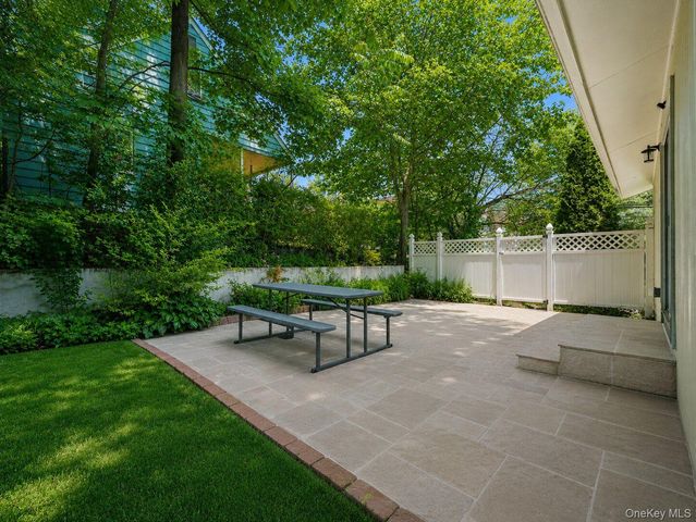 2 Highfield Avenue, Port Washington, NY 11050