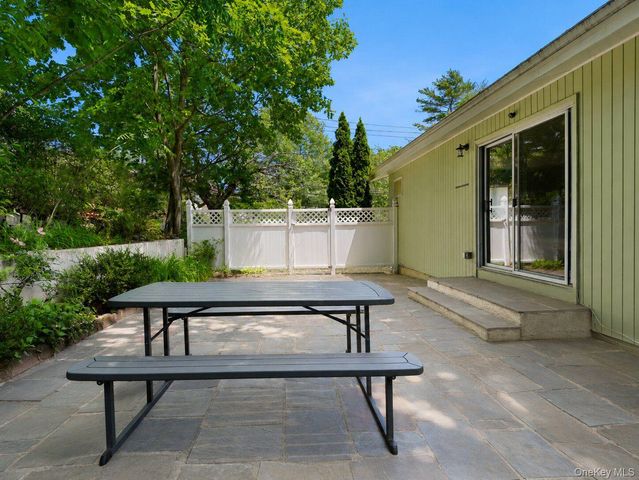2 Highfield Avenue, Port Washington, NY 11050