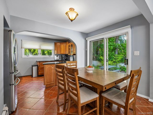 2 Highfield Avenue, Port Washington, NY 11050