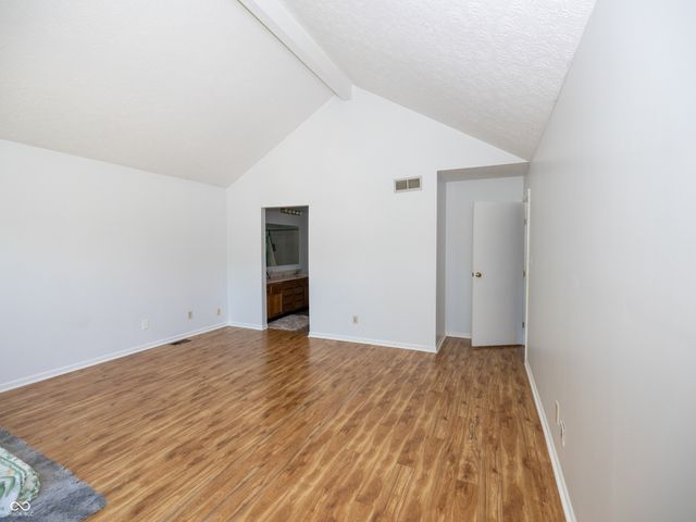6037 McClellan Court, Indianapolis, IN 46254