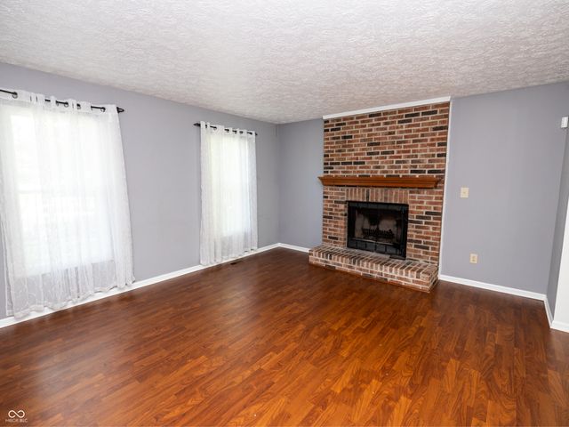 6037 McClellan Court, Indianapolis, IN 46254
