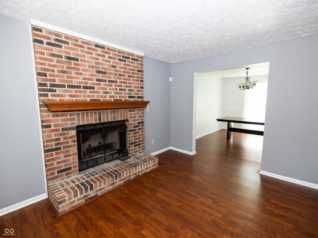 6037 McClellan Court, Indianapolis, IN 46254