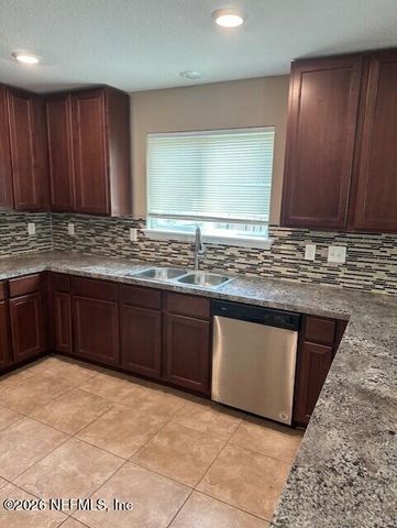 9670 FREEFALL Road, Jacksonville, FL 32221