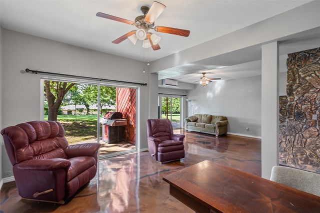 7317 E FM 917, Alvarado, TX 76009