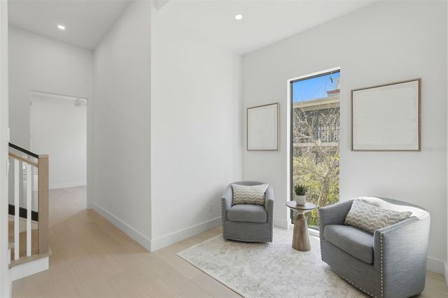 321 2ND STREET N, St Petersburg, FL 33701