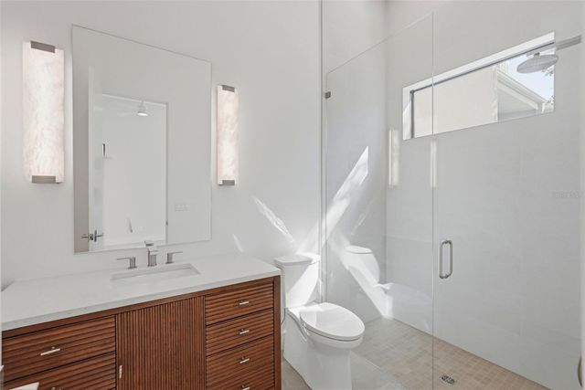 321 2ND STREET N, St Petersburg, FL 33701