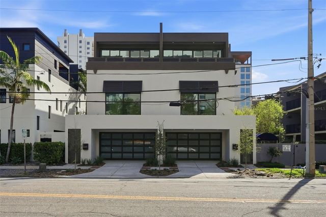 321 2ND STREET N, St Petersburg, FL 33701