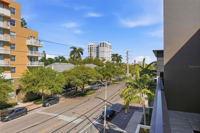 321 2ND STREET N, St Petersburg, FL 33701