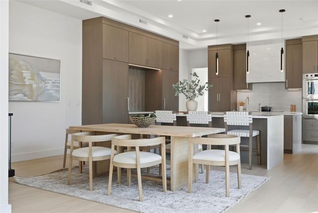 321 2ND STREET N, St Petersburg, FL 33701