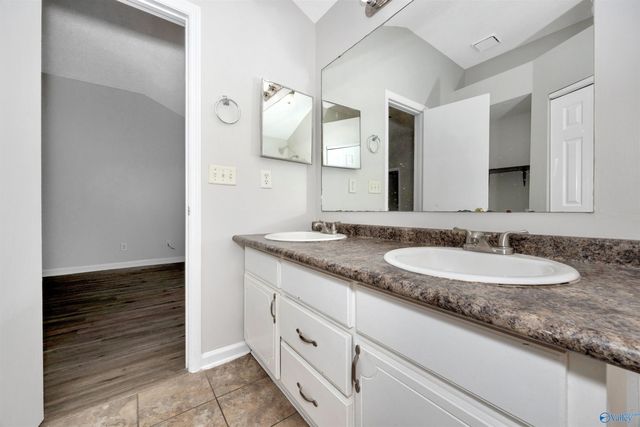 105 Oakline Drive, Madison, AL 35757