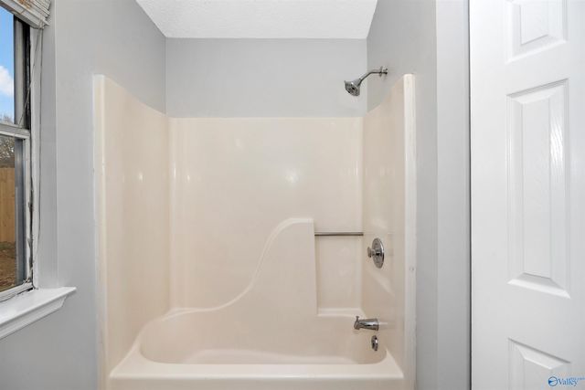 105 Oakline Drive, Madison, AL 35757