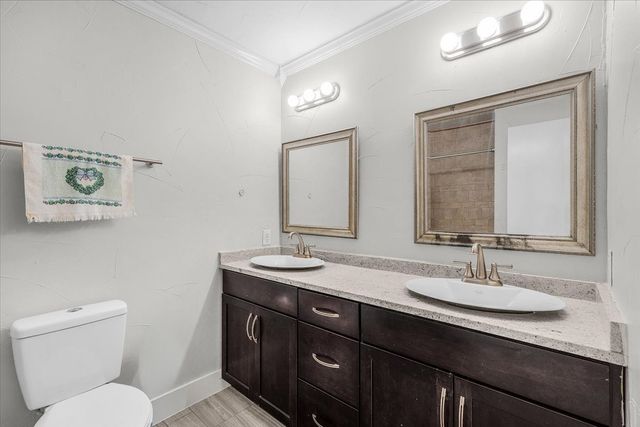 3102 Oak Hill Road, Carrollton, TX 75007