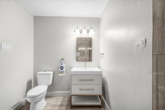 3102 Oak Hill Road, Carrollton, TX 75007