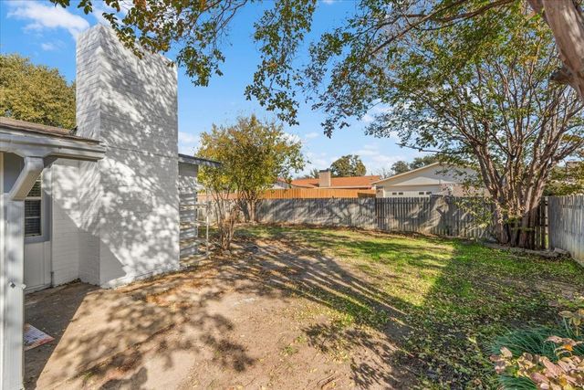 3102 Oak Hill Road, Carrollton, TX 75007