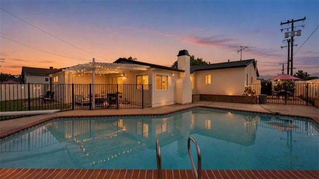 404 W Workman Avenue West, Covina, CA 91723