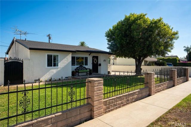 404 W Workman Avenue West, Covina, CA 91723