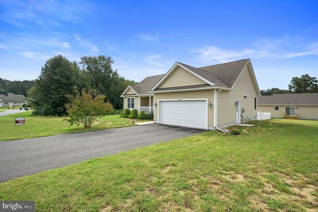 303 E 6TH ST, Blades, DE 19973