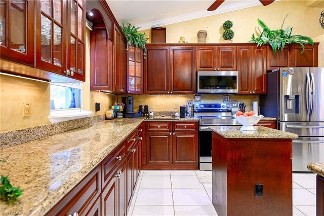 291 Everglades BLVD N, Naples, FL 34120