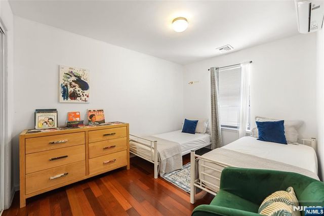 44 Coriander Way 44, Englewood, NJ 07631