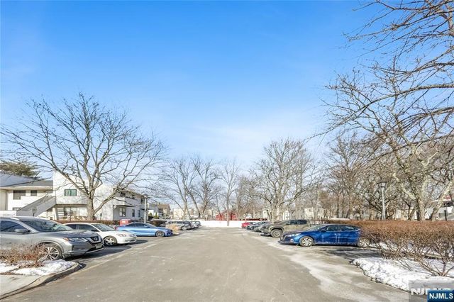 44 Coriander Way 44, Englewood, NJ 07631