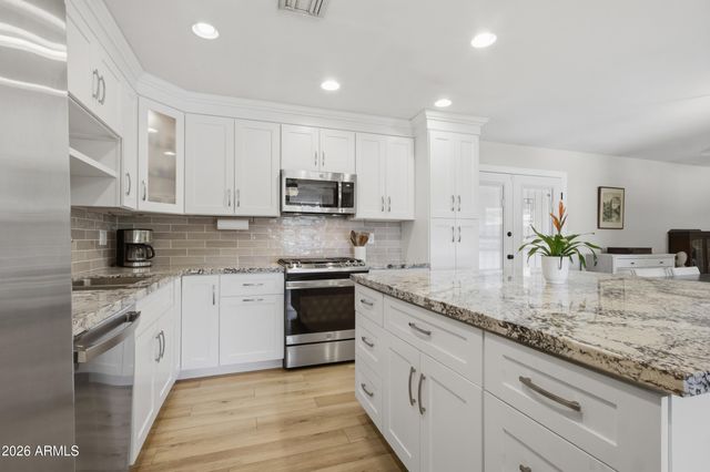 1236 E DEL RIO Drive, Tempe, AZ 85282
