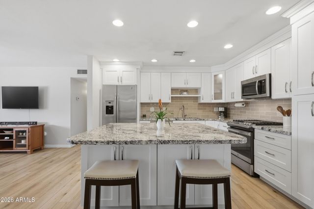 1236 E DEL RIO Drive, Tempe, AZ 85282