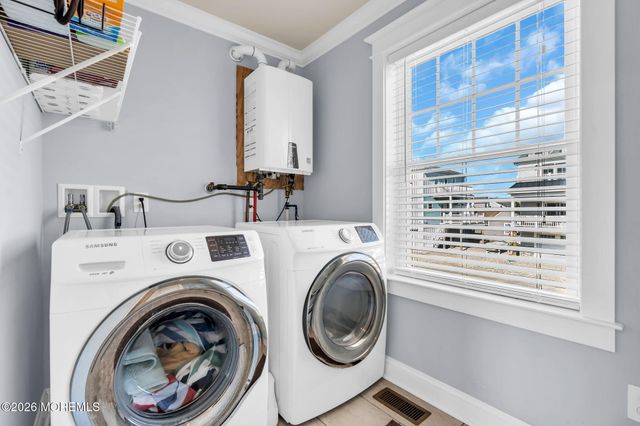 8 Meadow Avenue, Manasquan, NJ 08736