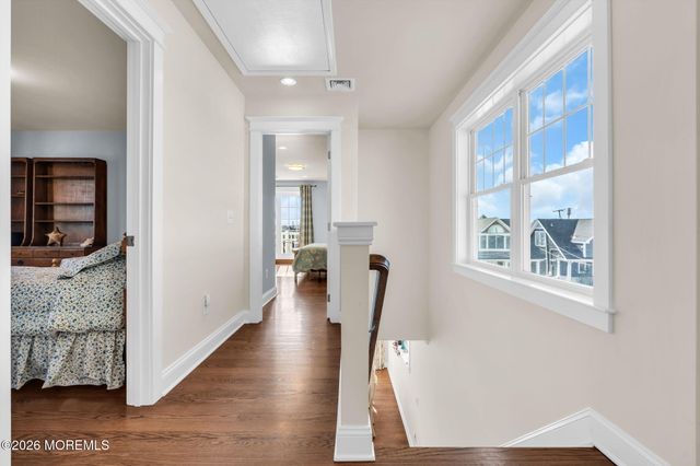 8 Meadow Avenue, Manasquan, NJ 08736
