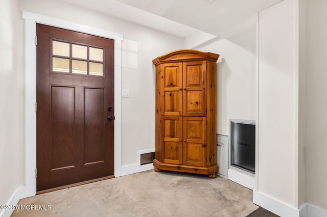 8 Meadow Avenue, Manasquan, NJ 08736