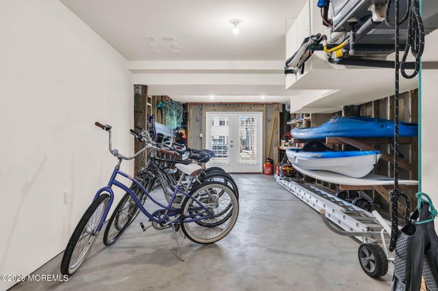 8 Meadow Avenue, Manasquan, NJ 08736