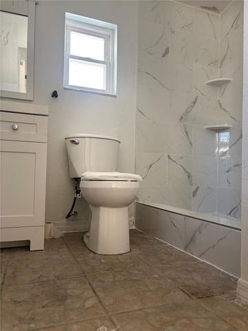 4006 W LAND AVENUE W, Tampa, FL 33616