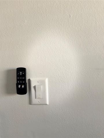 4006 W LAND AVENUE W, Tampa, FL 33616