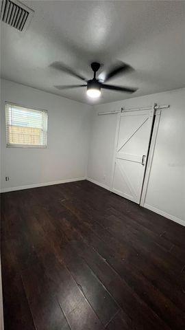 4006 W LAND AVENUE W, Tampa, FL 33616