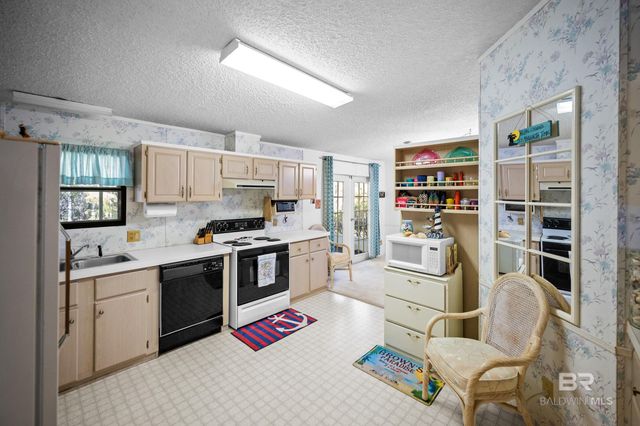 24991 W Oak Ridge Drive, Orange Beach, AL 36561