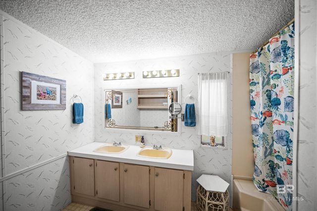 24991 W Oak Ridge Drive, Orange Beach, AL 36561