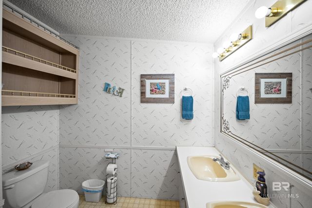 24991 W Oak Ridge Drive, Orange Beach, AL 36561