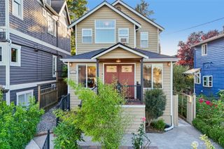 7343 19th Avenue NE, Seattle, WA 98115
