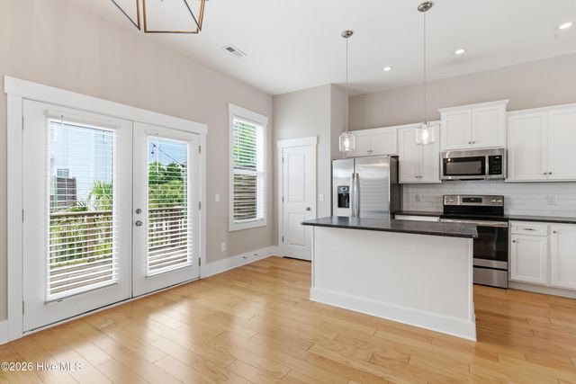 1810 Bungalow Row, Wilmington, NC 28409