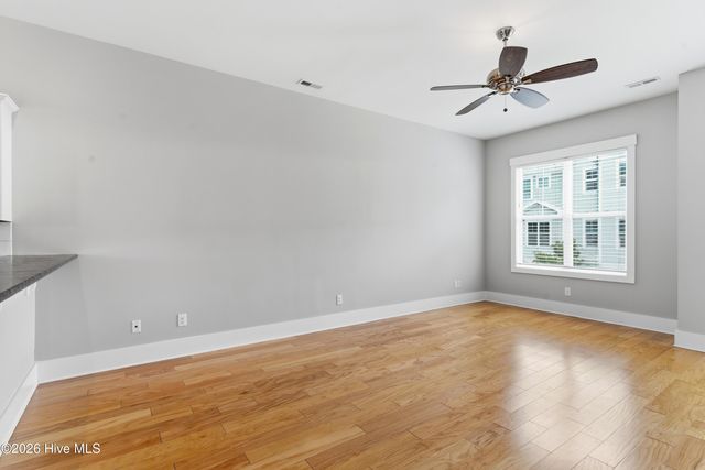 1810 Bungalow Row, Wilmington, NC 28409