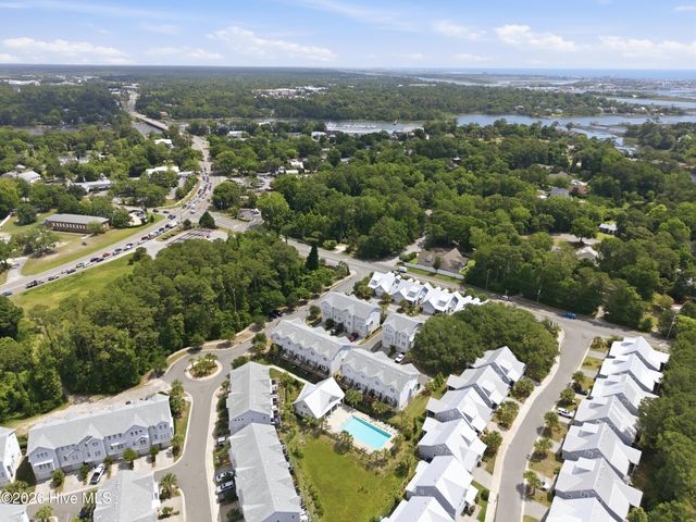 1810 Bungalow Row, Wilmington, NC 28409